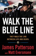 کتاب رمان انگلیسی در خط آبی قدم بزنید Walk the Blue Line
