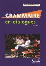 کتاب فرانسه گرامر این دیالوگ قدیمی Grammaire en dialogues - niveau intermediaire رنگی